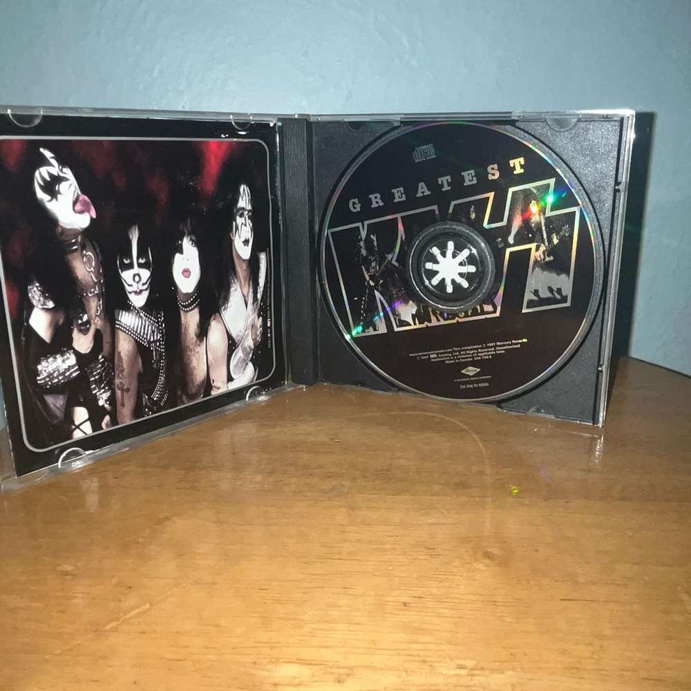 Kiss cd